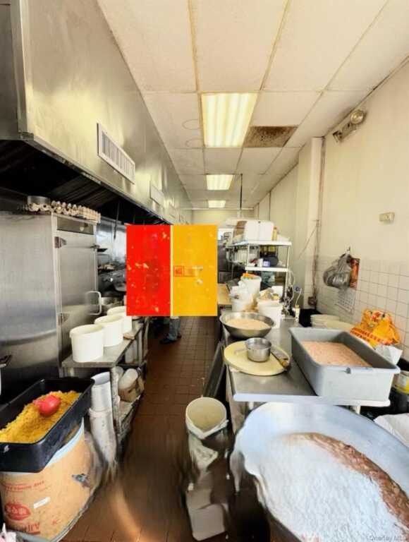 Boston Post Road, Rye, NY 10573 - Photo 3 of 4