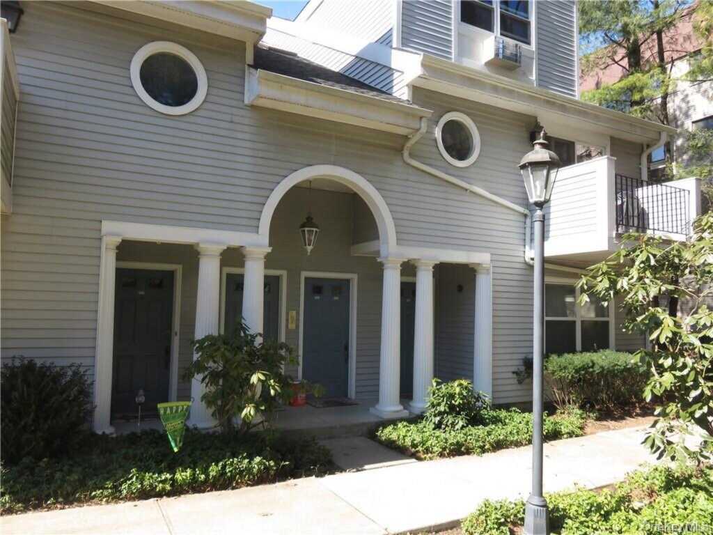 36 Greenridge Avenue, Unit #110, White Plains, NY 10605