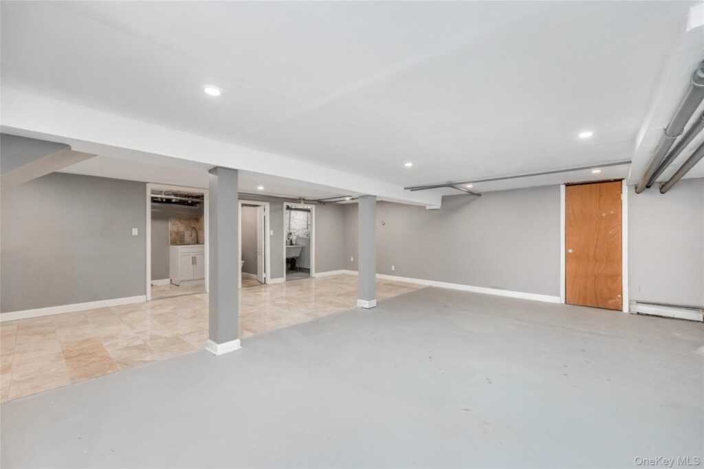 41 French Ridge, New Rochelle, NY 10801 - Photo 35 of 50