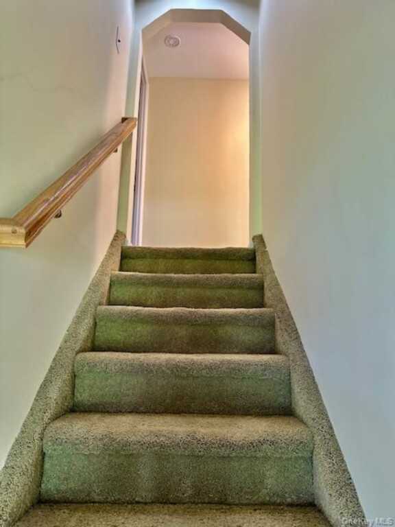 18 Homestead Lane, New City, NY 10956 - Photo 13 of 21