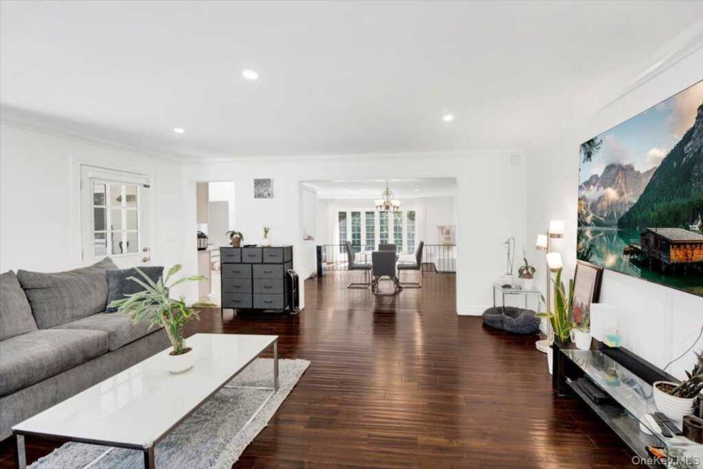 270 Victory Boulevard, New Rochelle, NY 10804