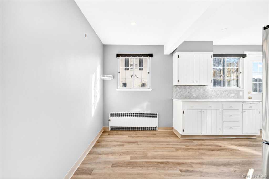 5 Seymour Place, White Plains, NY 10605 - Photo 13 of 43