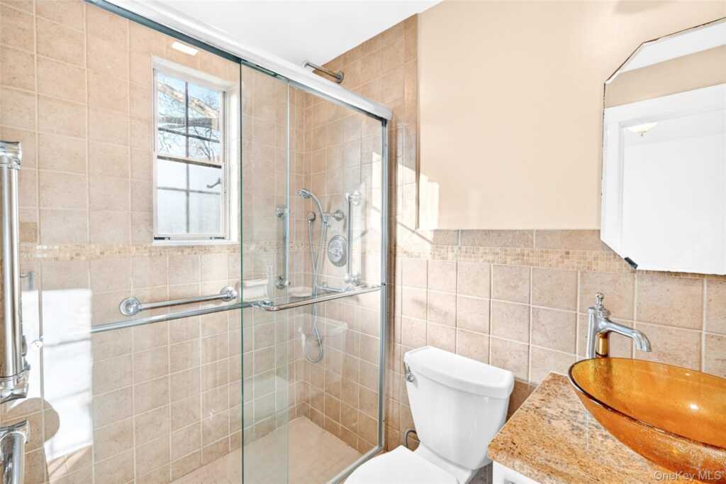 5 Seymour Place, White Plains, NY 10605 - Photo 36 of 43