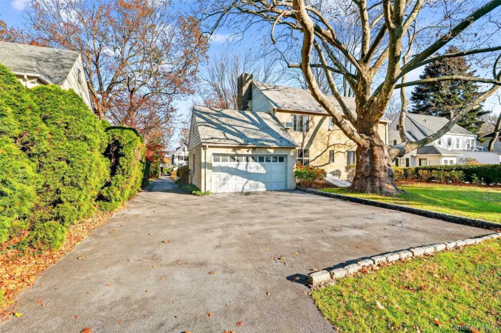 5 Seymour Place, White Plains, NY 10605 - Photo 40 of 43