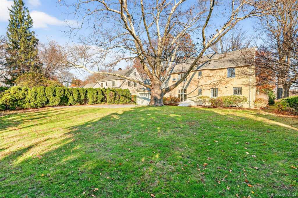 5 Seymour Place, White Plains, NY 10605 - Photo 42 of 43