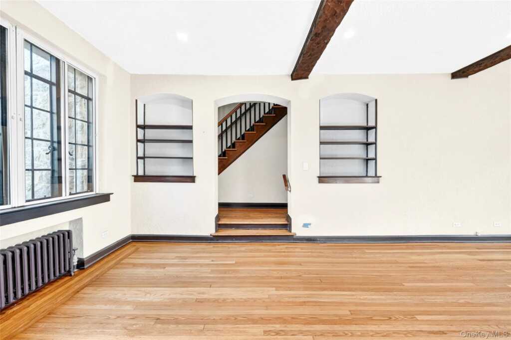 5 Seymour Place, White Plains, NY 10605 - Photo 8 of 43