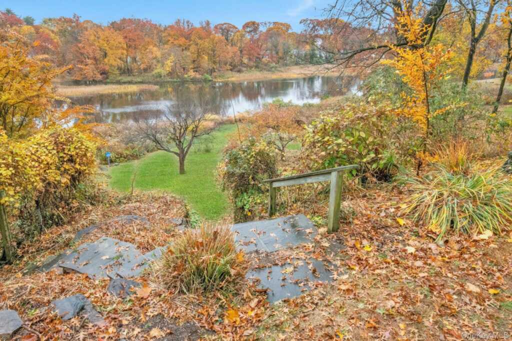 733 Stuart Avenue, Rye, NY 10543