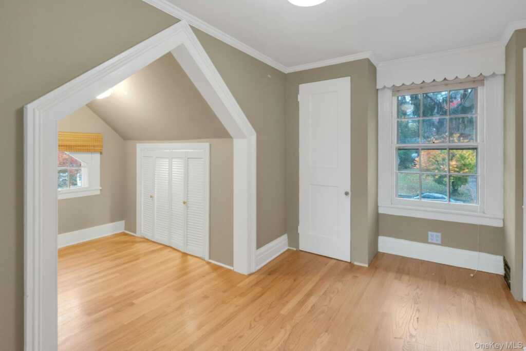 733 Stuart Avenue, Rye, NY 10543 - Photo 17 of 27