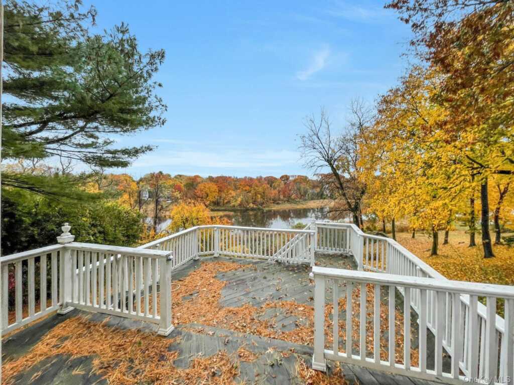 733 Stuart Avenue, Rye, NY 10543 - Photo 21 of 27