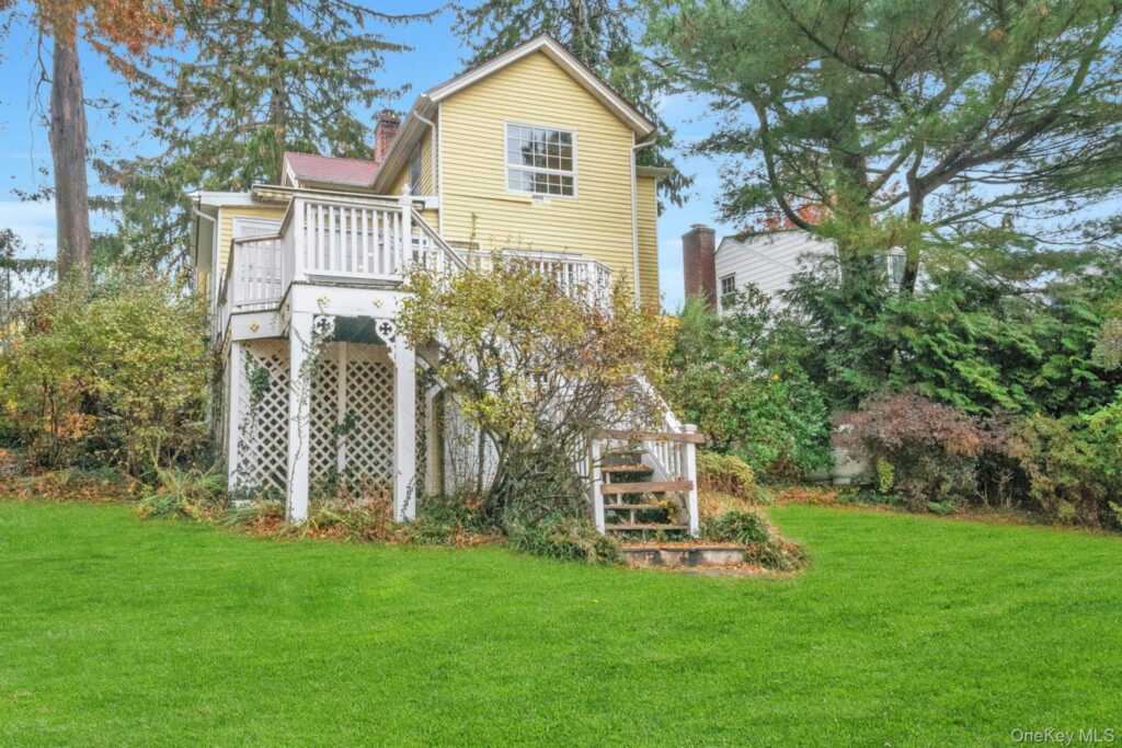 733 Stuart Avenue, Rye, NY 10543 - Photo 22 of 27