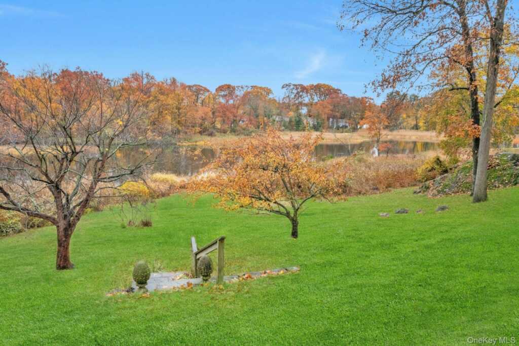 733 Stuart Avenue, Rye, NY 10543 - Photo 24 of 27