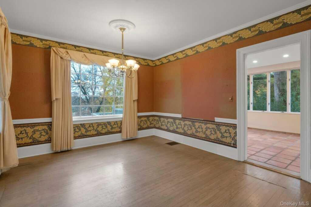 733 Stuart Avenue, Rye, NY 10543 - Photo 7 of 27