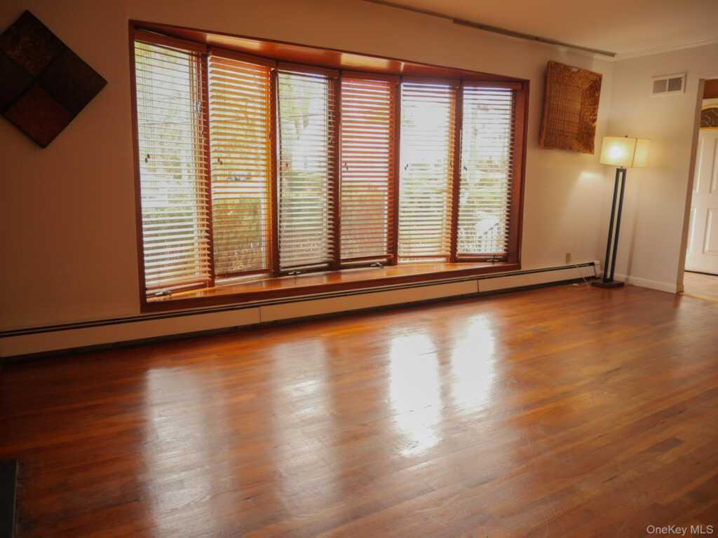 50 Kent Road, White Plains, NY 10603 - Photo 2 of 13