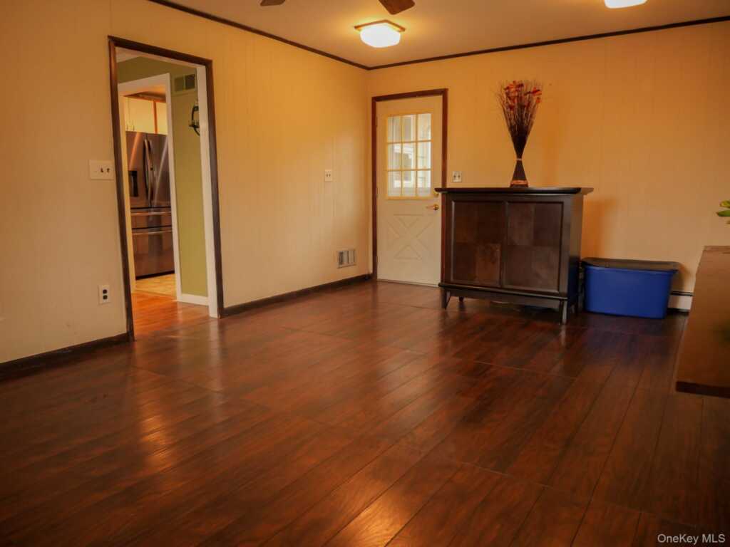 50 Kent Road, White Plains, NY 10603 - Photo 6 of 13