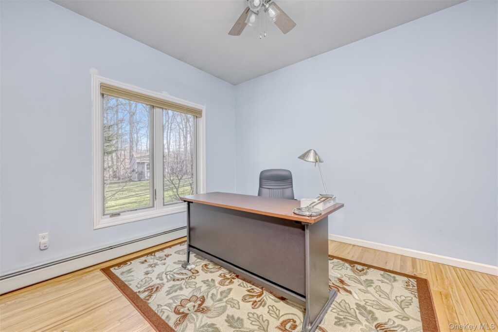 6 Wedge Way, Suffern, NY 10901 - Photo 10 of 27