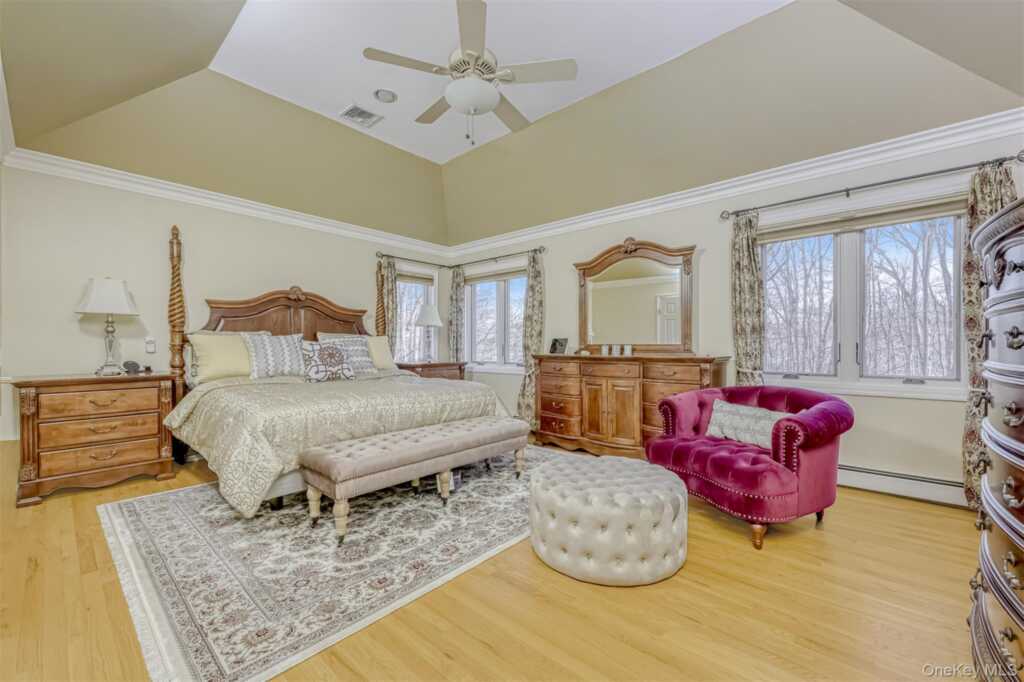 6 Wedge Way, Suffern, NY 10901 - Photo 12 of 27