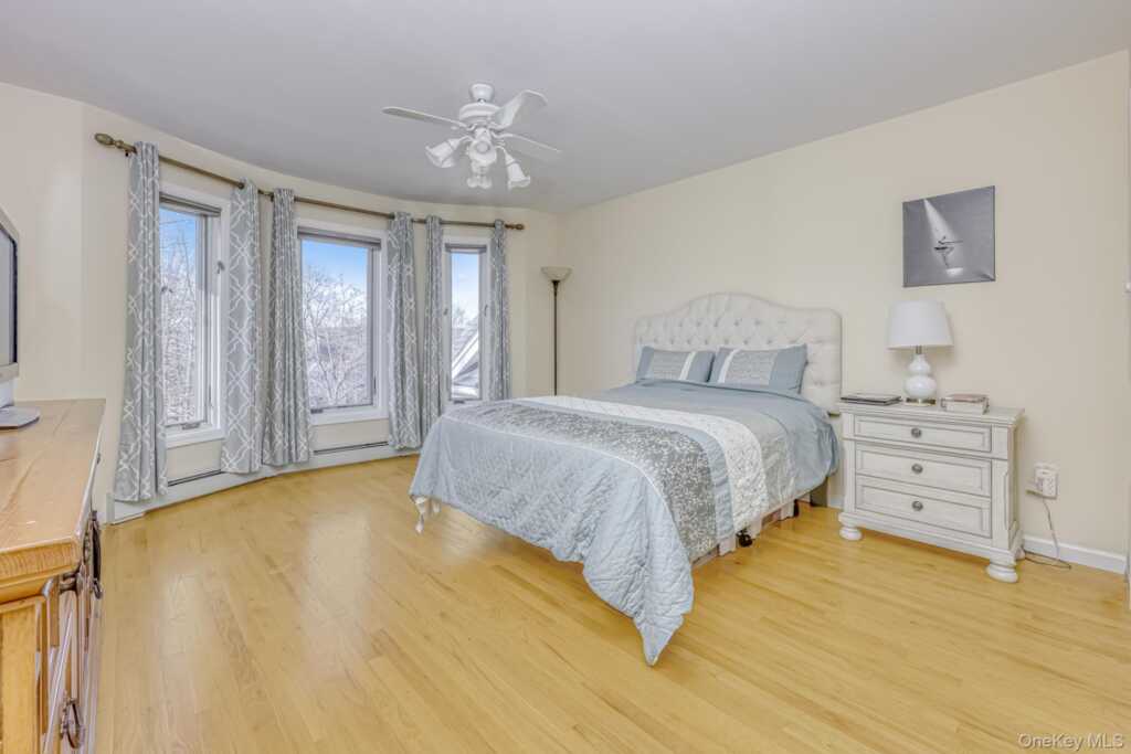 6 Wedge Way, Suffern, NY 10901 - Photo 17 of 27