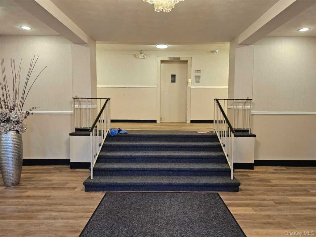 2261 Palmer Avenue, Unit #3C, New Rochelle, NY 10801 - Photo 15 of 20