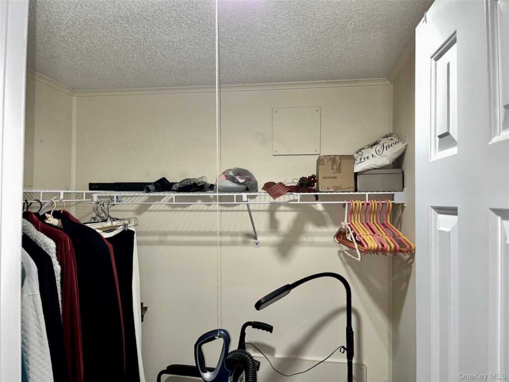 105 North Mountainview MH, Stony Point, NY 10950 - Photo 13 of 28