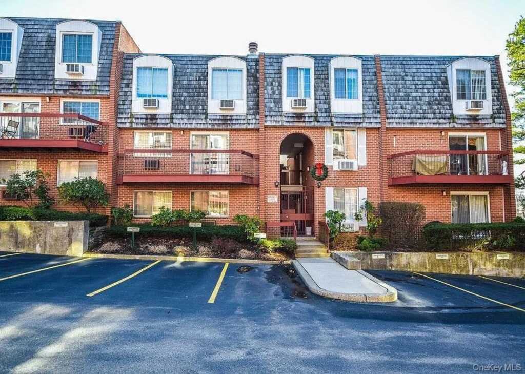 55 Broadway, Unit #2-21C, White Plains, NY 10601