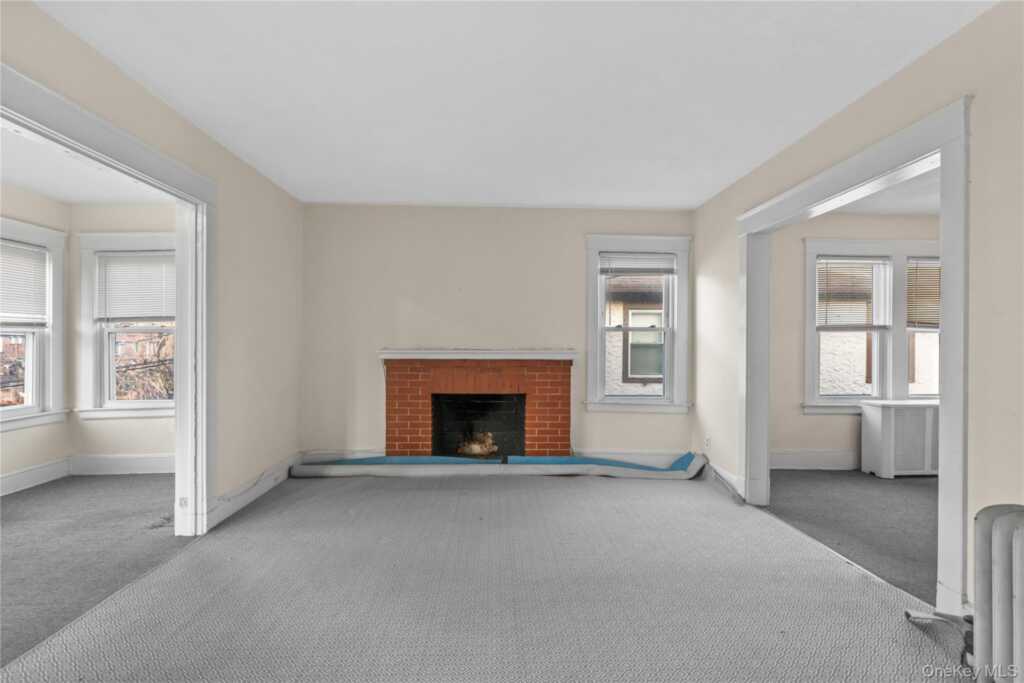 63 Grant Avenue, White Plains, NY 10603 - Photo 16 of 37