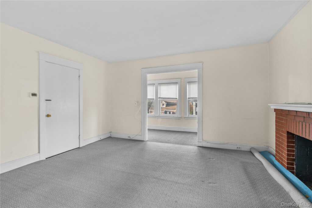 63 Grant Avenue, White Plains, NY 10603 - Photo 17 of 37