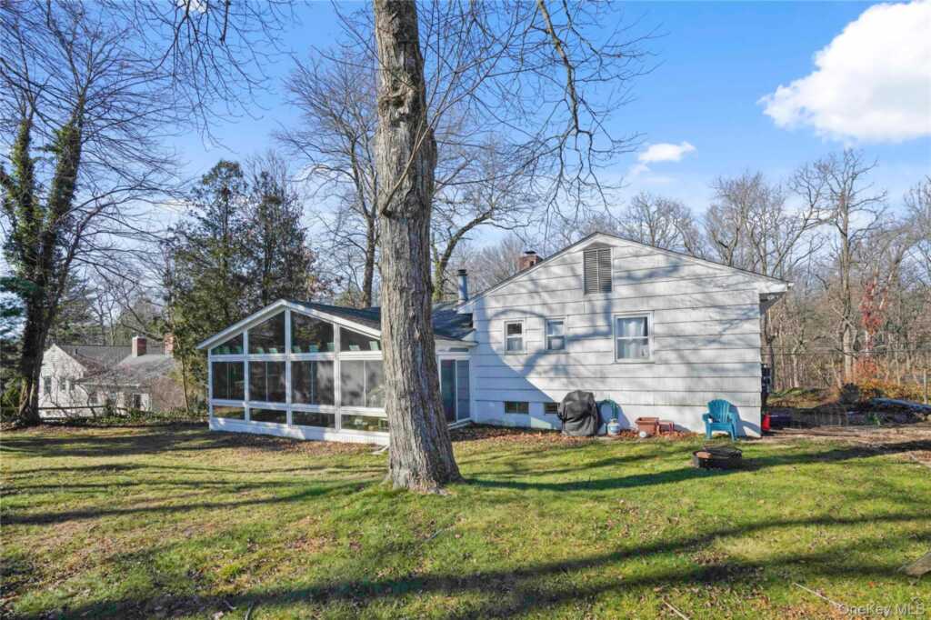 469 Rosedale Avenue, White Plains, NY 10605 - Photo 26 of 32