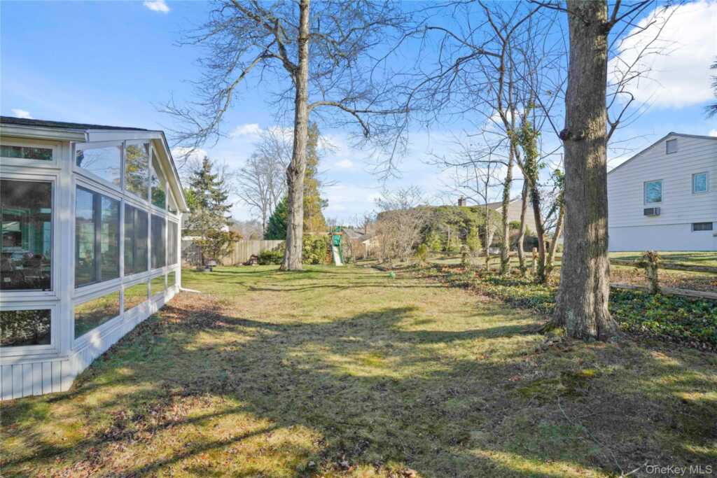 469 Rosedale Avenue, White Plains, NY 10605 - Photo 29 of 32