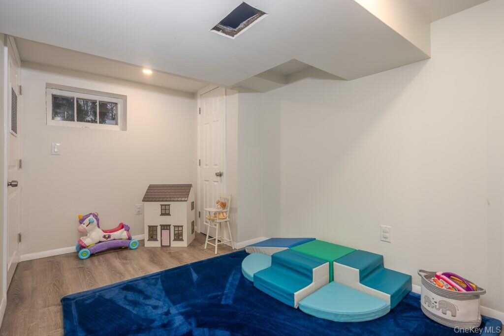 74 William Street, Pearl River, NY 10965 - Photo 21 of 30