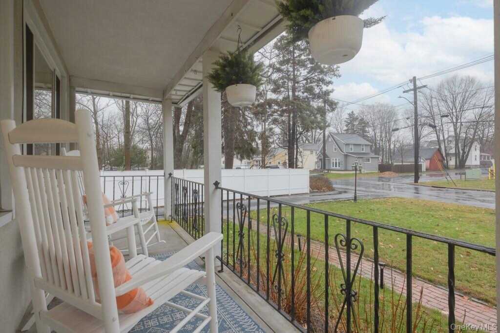 74 William Street, Pearl River, NY 10965 - Photo 3 of 30