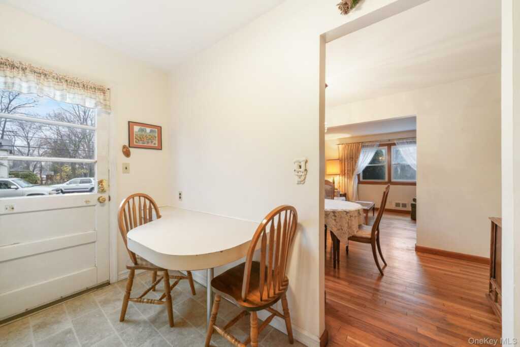 6 Lombardi Road, Pearl River, NY 10965 - Photo 14 of 36