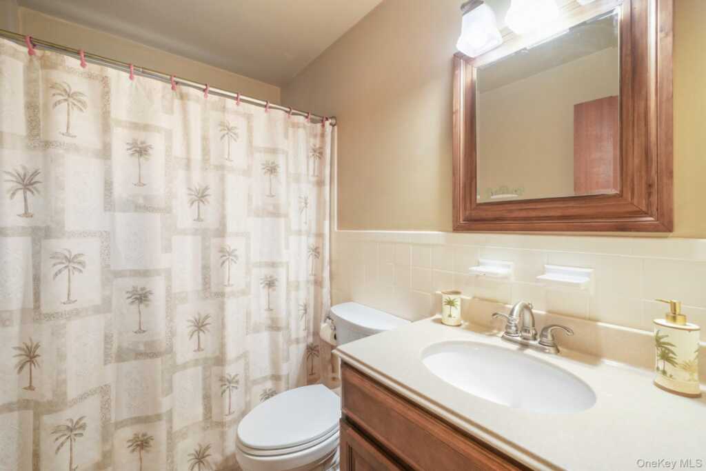 6 Lombardi Road, Pearl River, NY 10965 - Photo 19 of 36