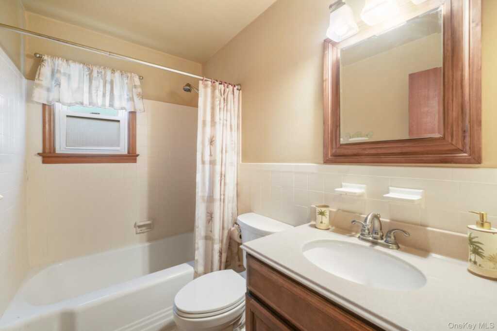 6 Lombardi Road, Pearl River, NY 10965 - Photo 20 of 36