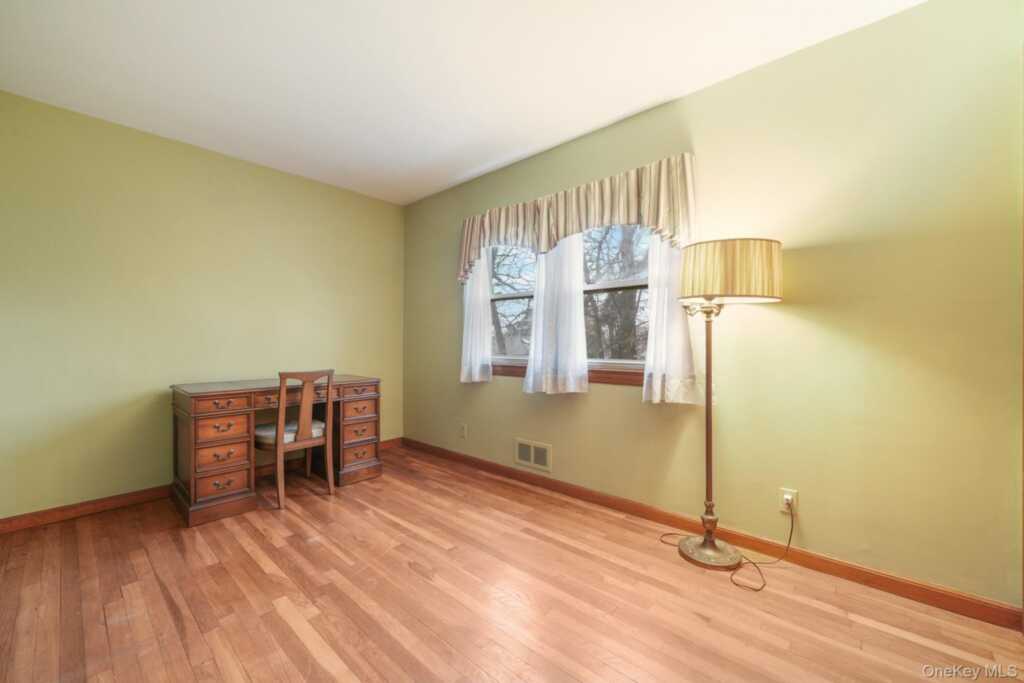 6 Lombardi Road, Pearl River, NY 10965 - Photo 21 of 36