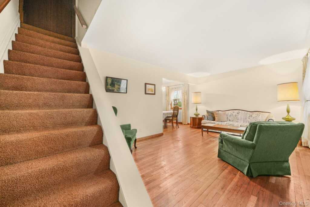 6 Lombardi Road, Pearl River, NY 10965 - Photo 23 of 36