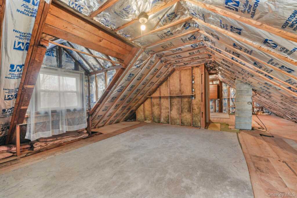 6 Lombardi Road, Pearl River, NY 10965 - Photo 25 of 36