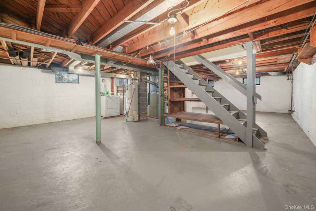 6 Lombardi Road, Pearl River, NY 10965 - Photo 27 of 36