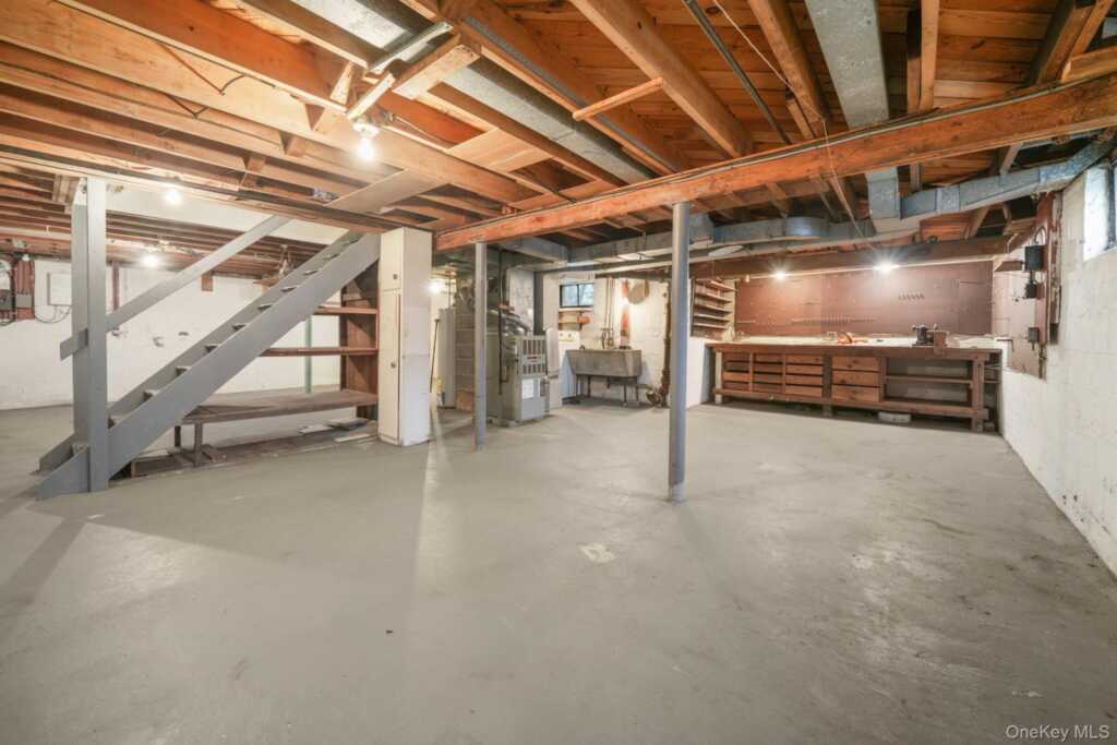 6 Lombardi Road, Pearl River, NY 10965 - Photo 28 of 36