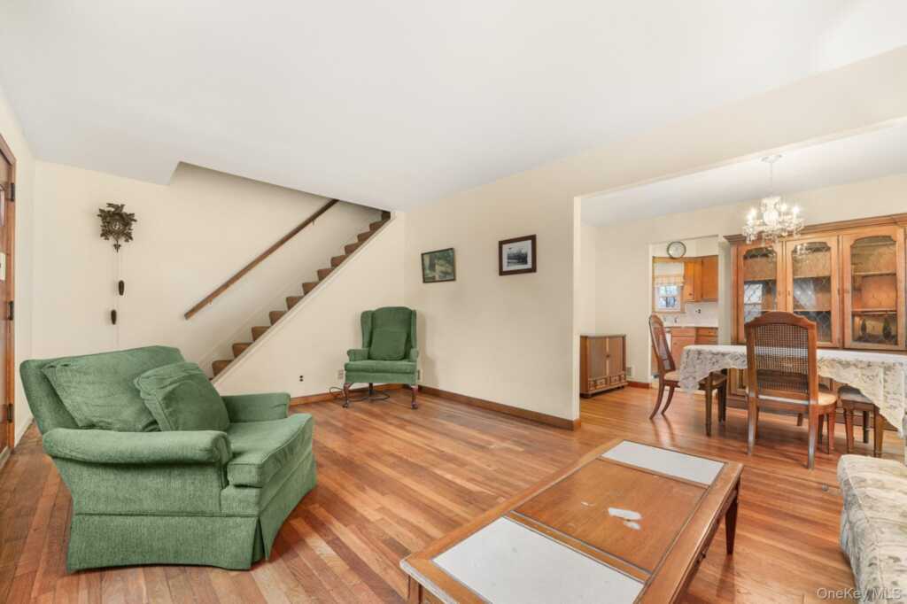 6 Lombardi Road, Pearl River, NY 10965 - Photo 6 of 36