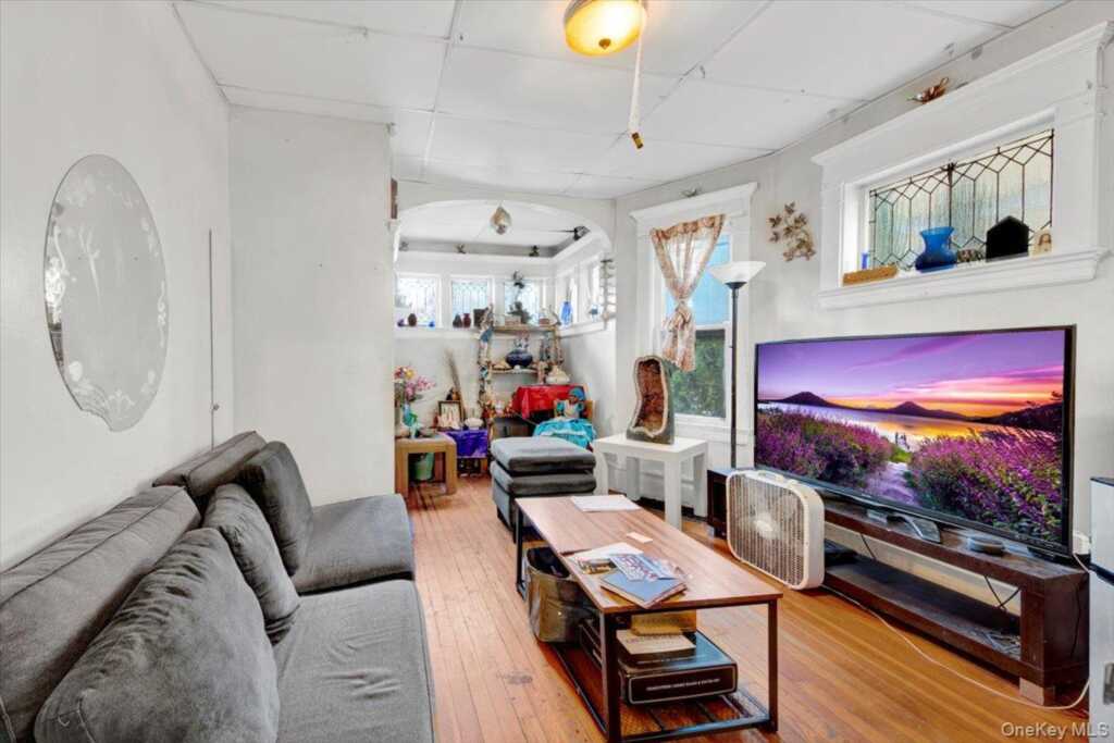 59 Jackson Street, New Rochelle, NY 10801 - Photo 10 of 15