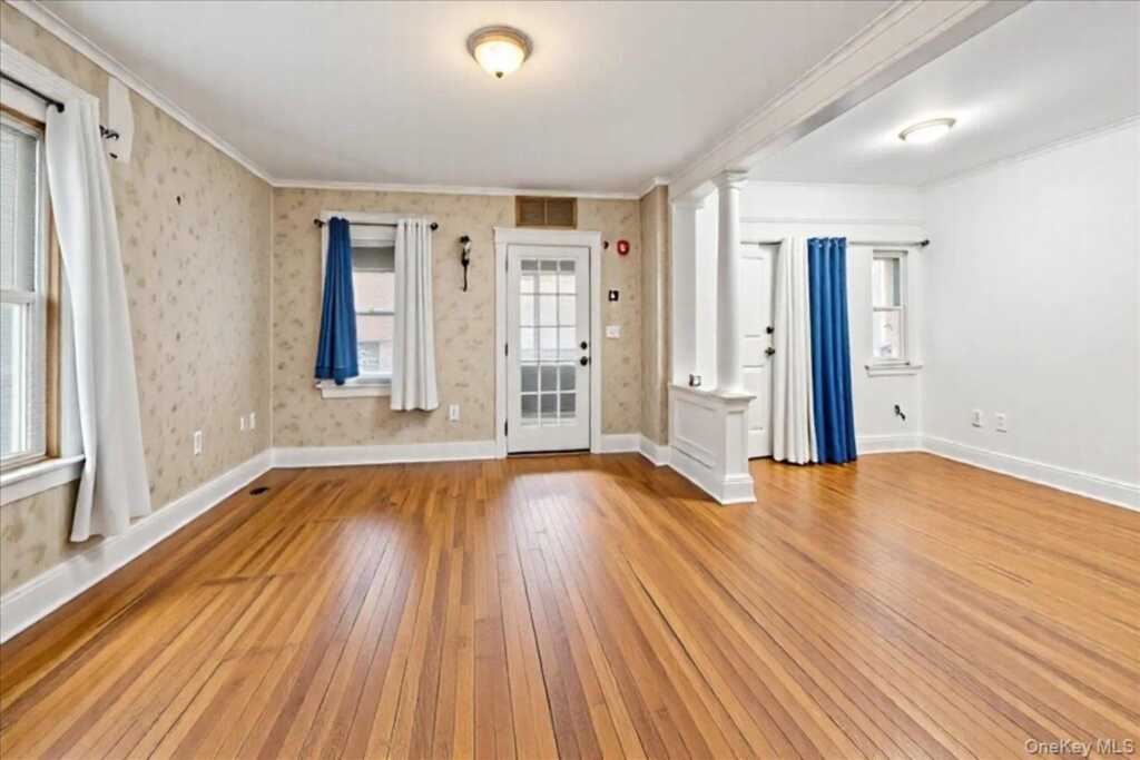 59 Jackson Street, New Rochelle, NY 10801 - Photo 3 of 15