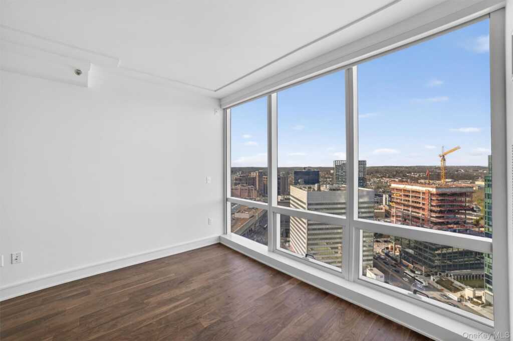 1 Renaissance Square, Unit #26F, White Plains, NY 10601 - Photo 19 of 33