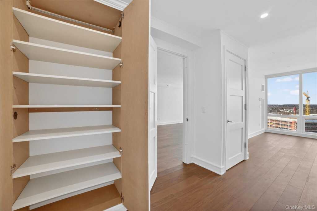 1 Renaissance Square, Unit #26F, White Plains, NY 10601 - Photo 25 of 33