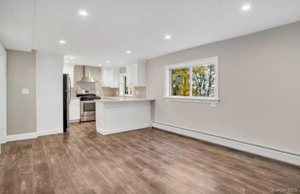 29-B Terrace Drive, Unit #B, Nyack, NY 10960 - Photo 4 of 10