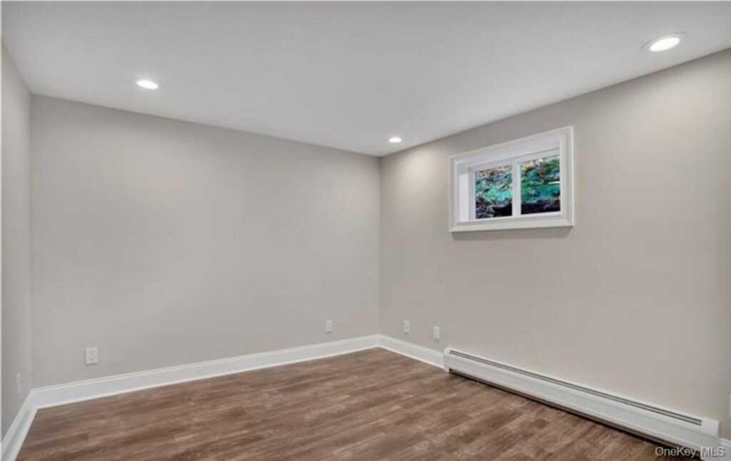 29-B Terrace Drive, Unit #B, Nyack, NY 10960 - Photo 6 of 10