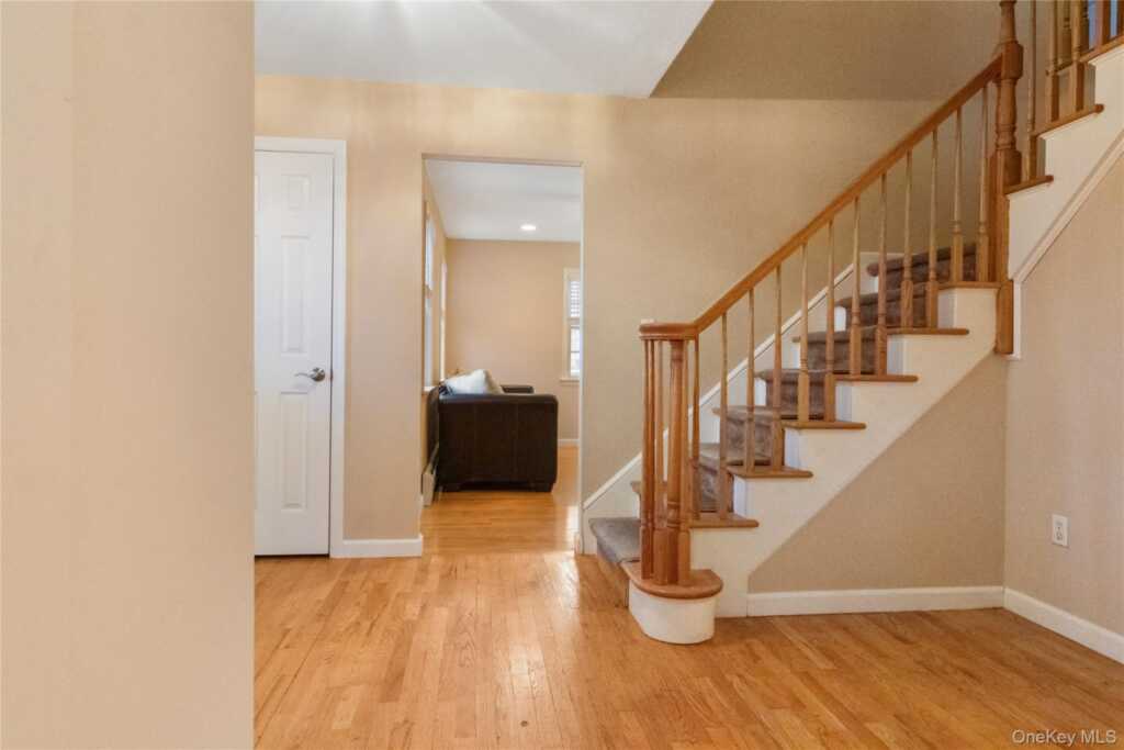 30 Church Street, Nanuet, NY 10954 - Photo 3 of 20