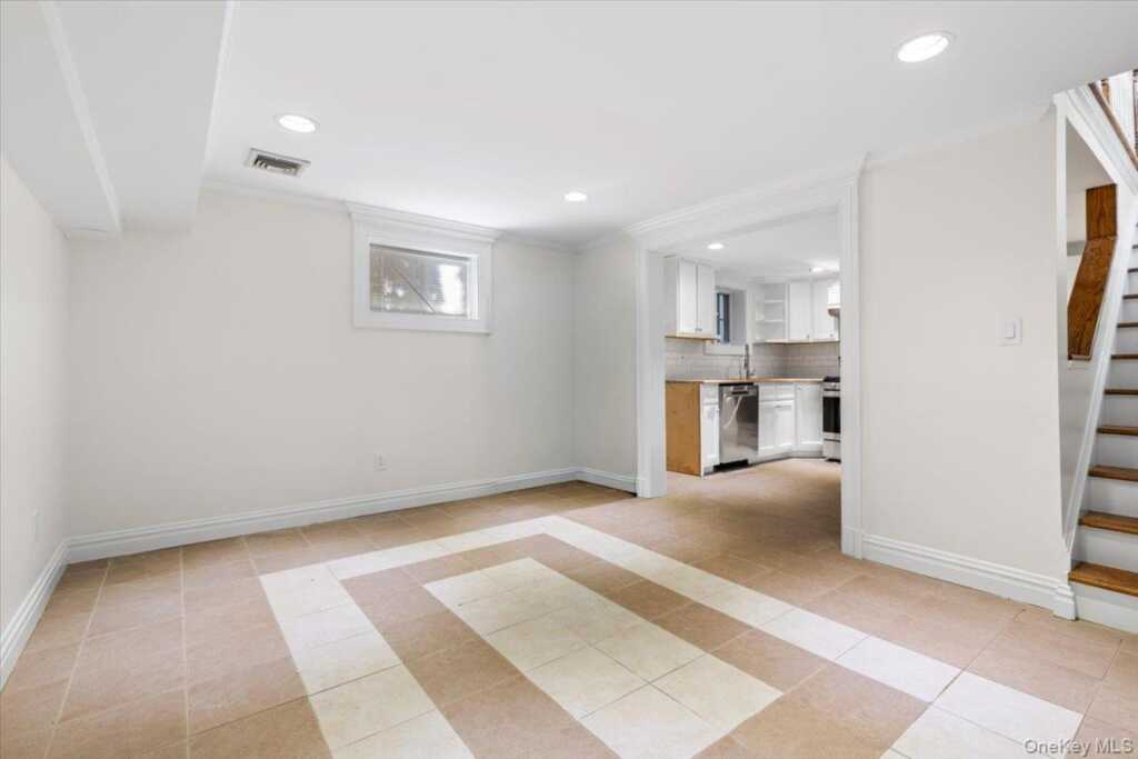 397 Midland Avenue, Unit #397, Rye, NY 10580 - Photo 9 of 16