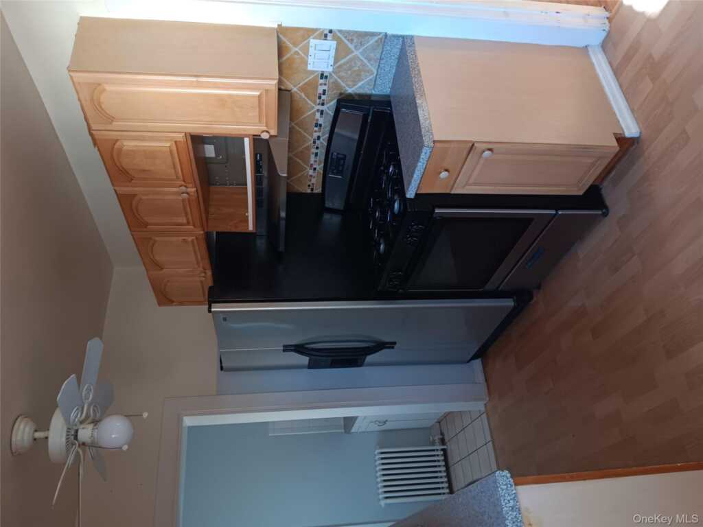 89 Hillcrest Avenue, Rye, NY 10573 - Photo 8 of 10