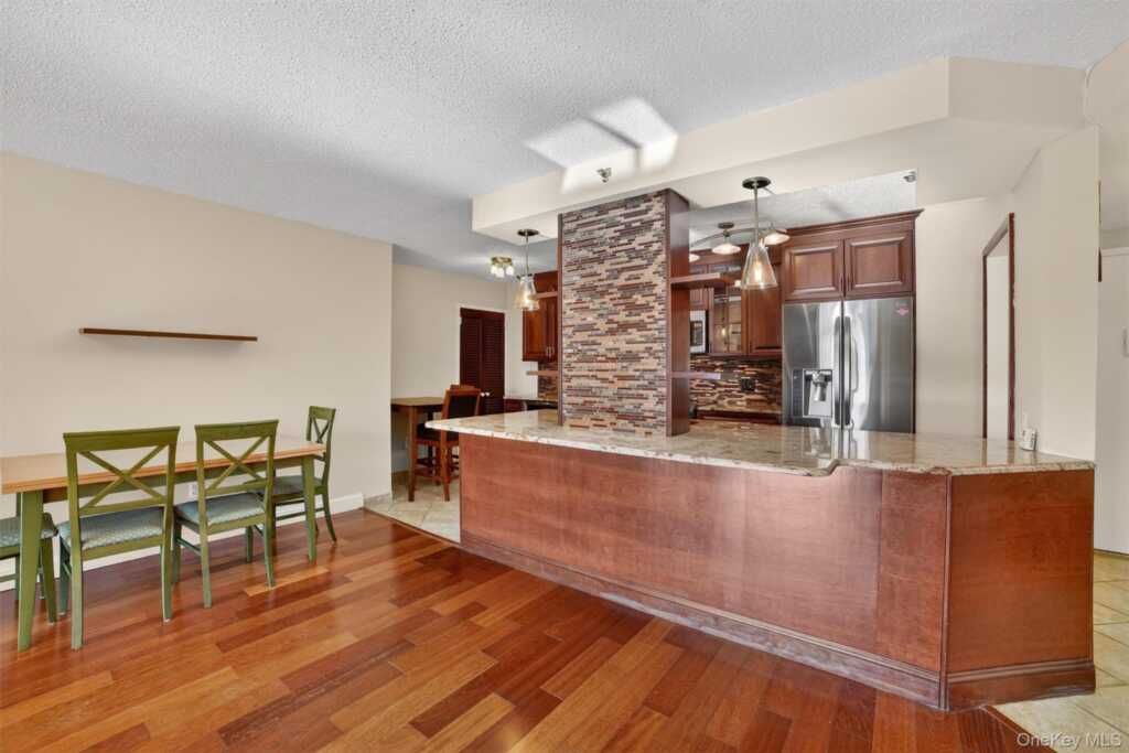 25 Rockledge, Unit #606, White Plains, NY 10601 - Photo 18 of 43