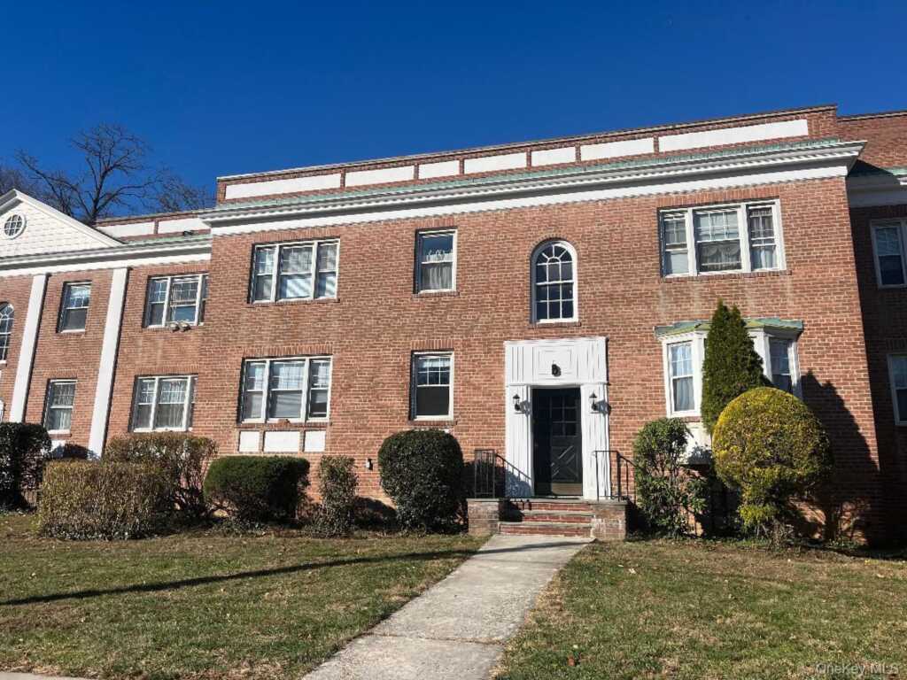 5 Laurel Street, Unit #B2, Rye, NY 10580